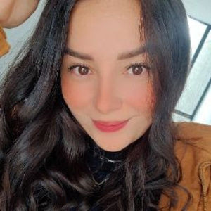 Meet your Posher, Marcela